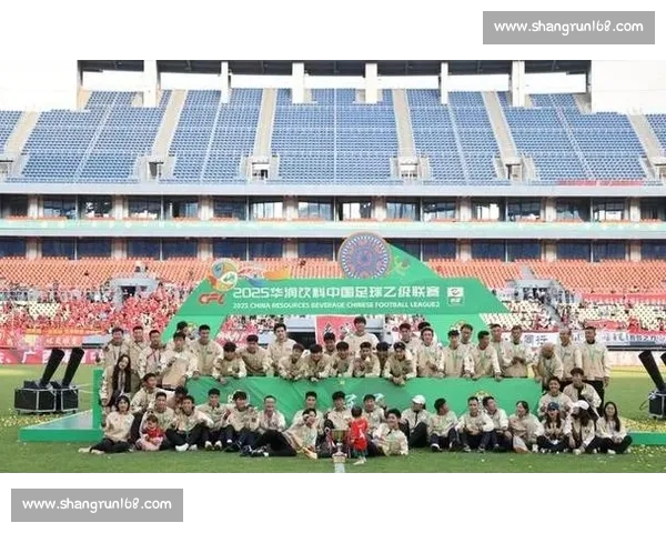 1.6 万球迷见证历史！广西恒宸加冕中乙冠军