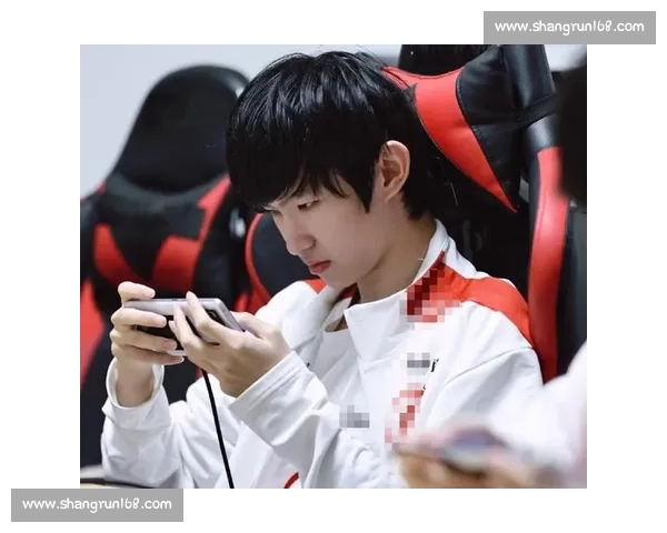 一诺出场即炸场：KPL 顶流的人气密码